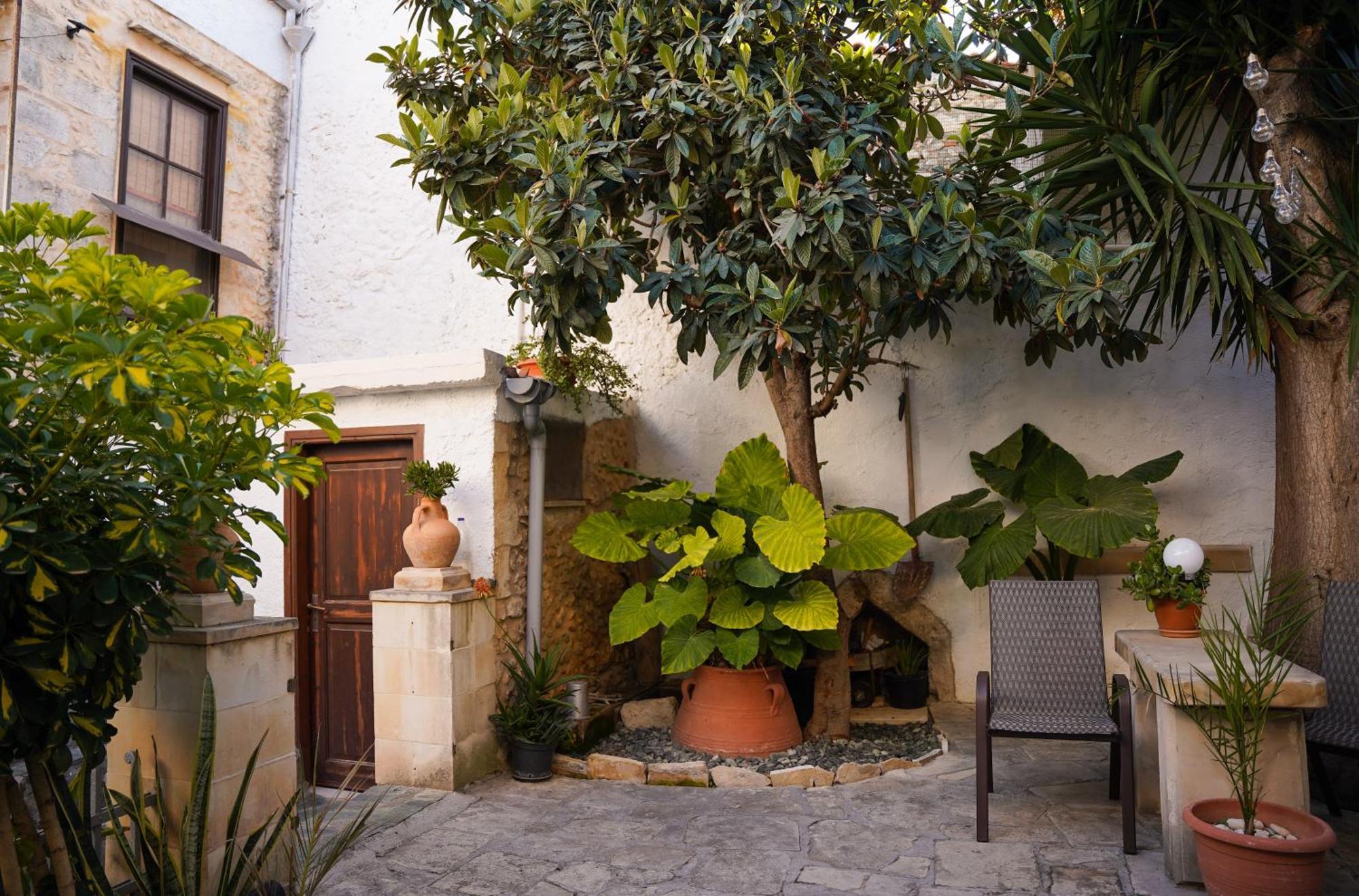 Апартаменти Rethymno Dome Garden Екстер'єр фото